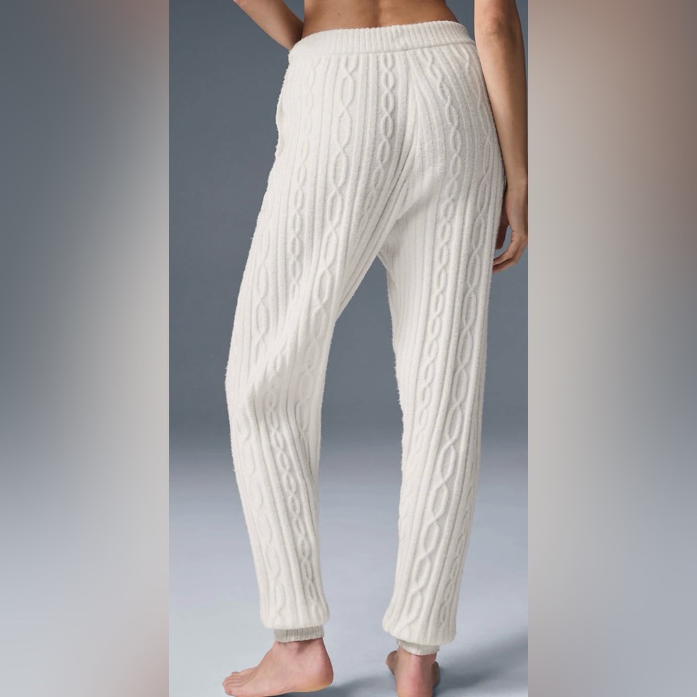 ALO Yoga White Cable Knit Pants - Picture 6 of 10
